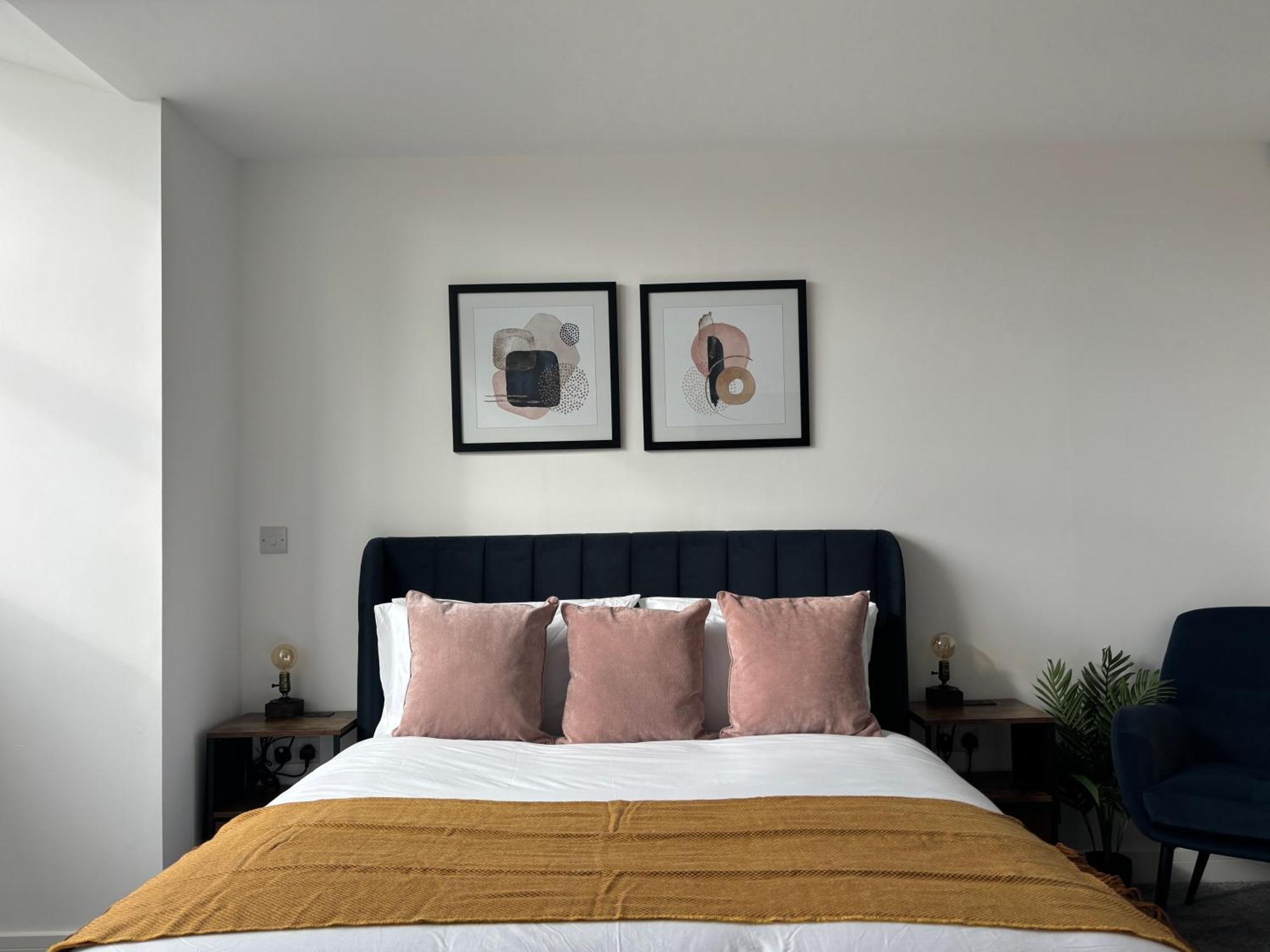 Manchester Apt, Free Parking, Business, Couples & Families Zewnętrze zdjęcie