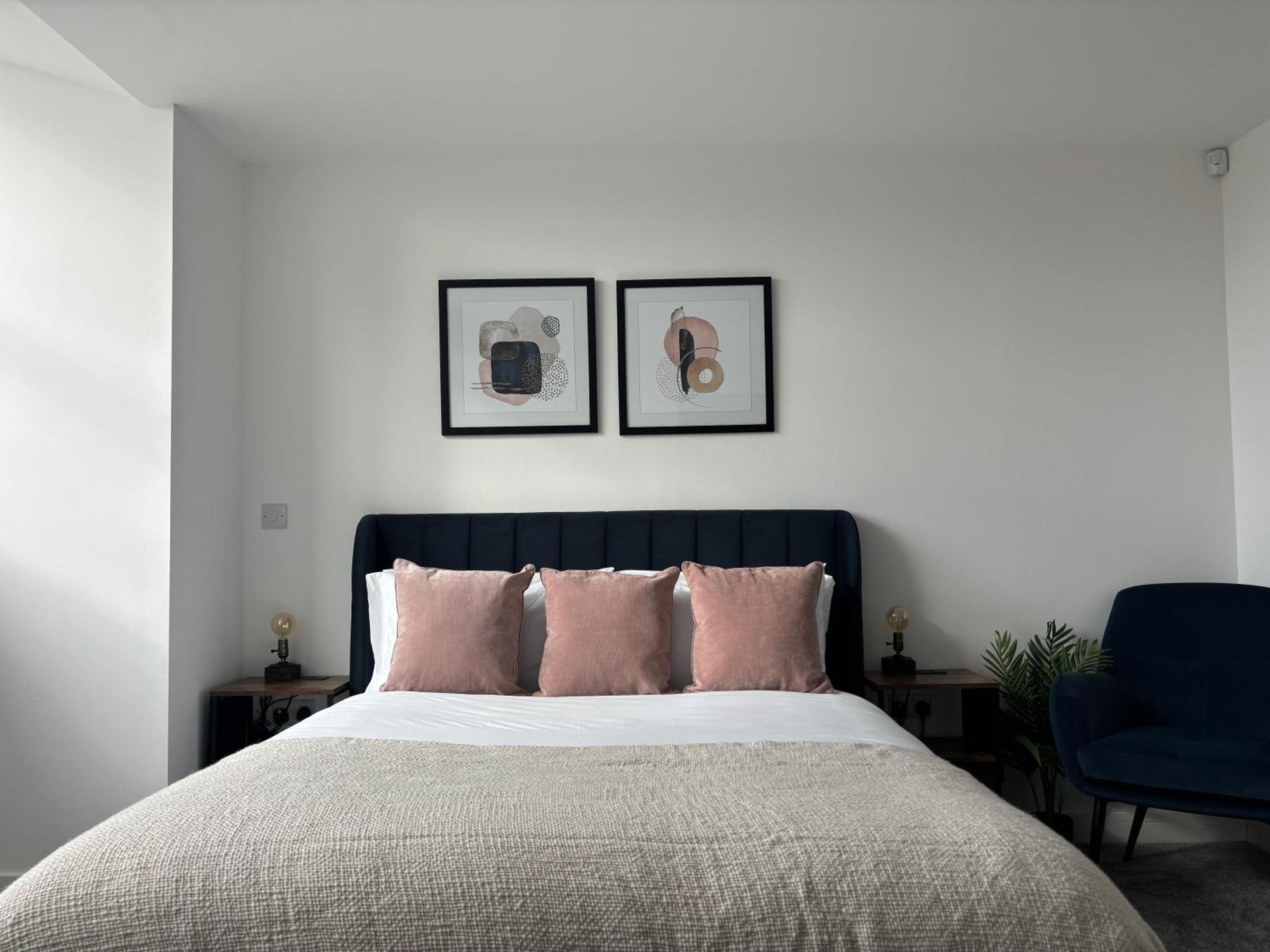 Manchester Apt, Free Parking, Business, Couples & Families Zewnętrze zdjęcie
