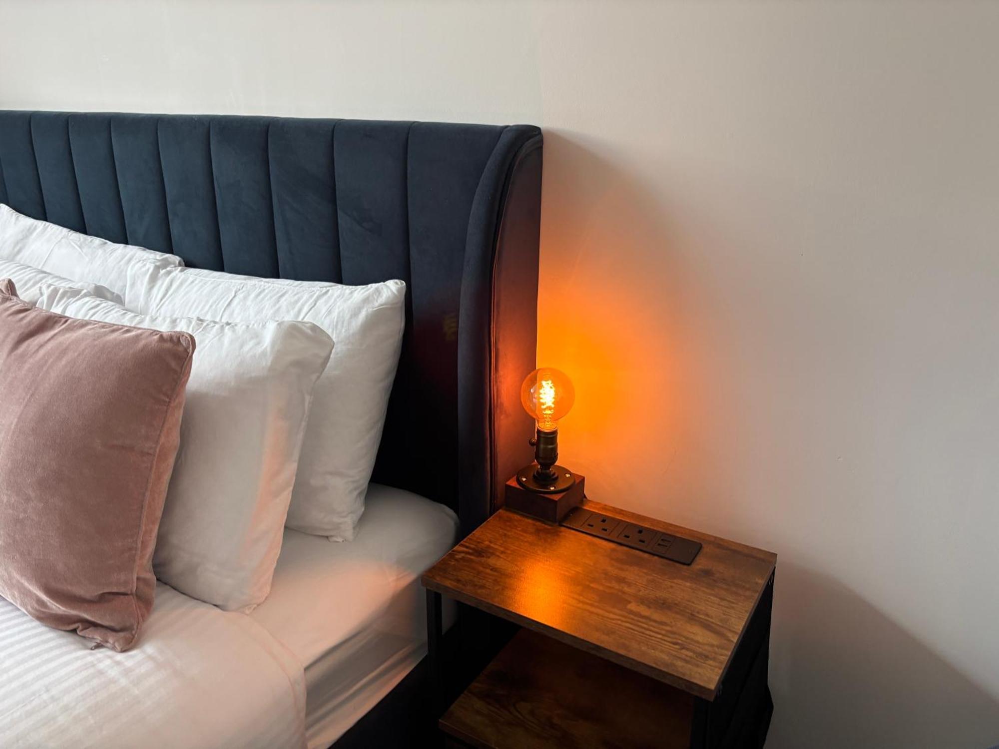 Manchester Apt, Free Parking, Business, Couples & Families Zewnętrze zdjęcie